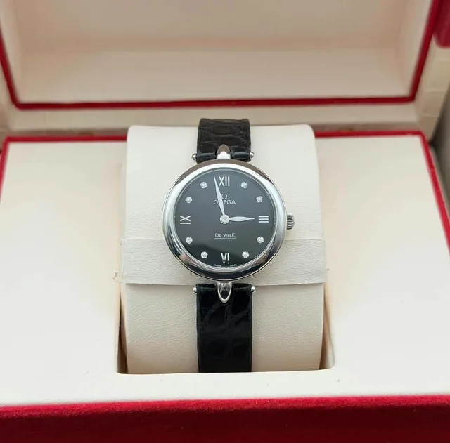 OMEGA De Ville Prestige 424.13.27.60.51.001 · ຮູບຈາກໂພສ Facebook · SAIFA Facebook Page